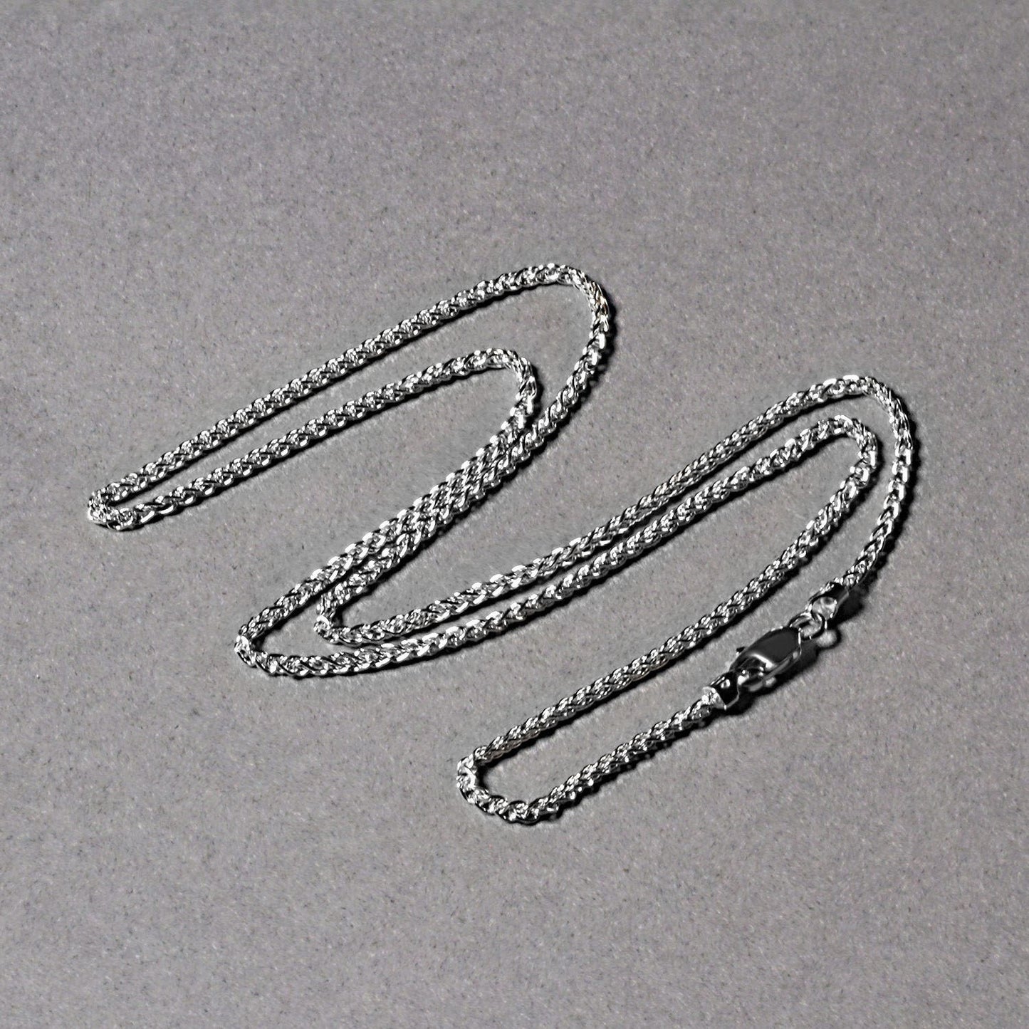 14k White Gold Round Wheat Chain (1.5 mm)