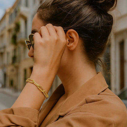 Long Domed Paperclip Bracelet in 14K Yellow Gold (4.80 mm)