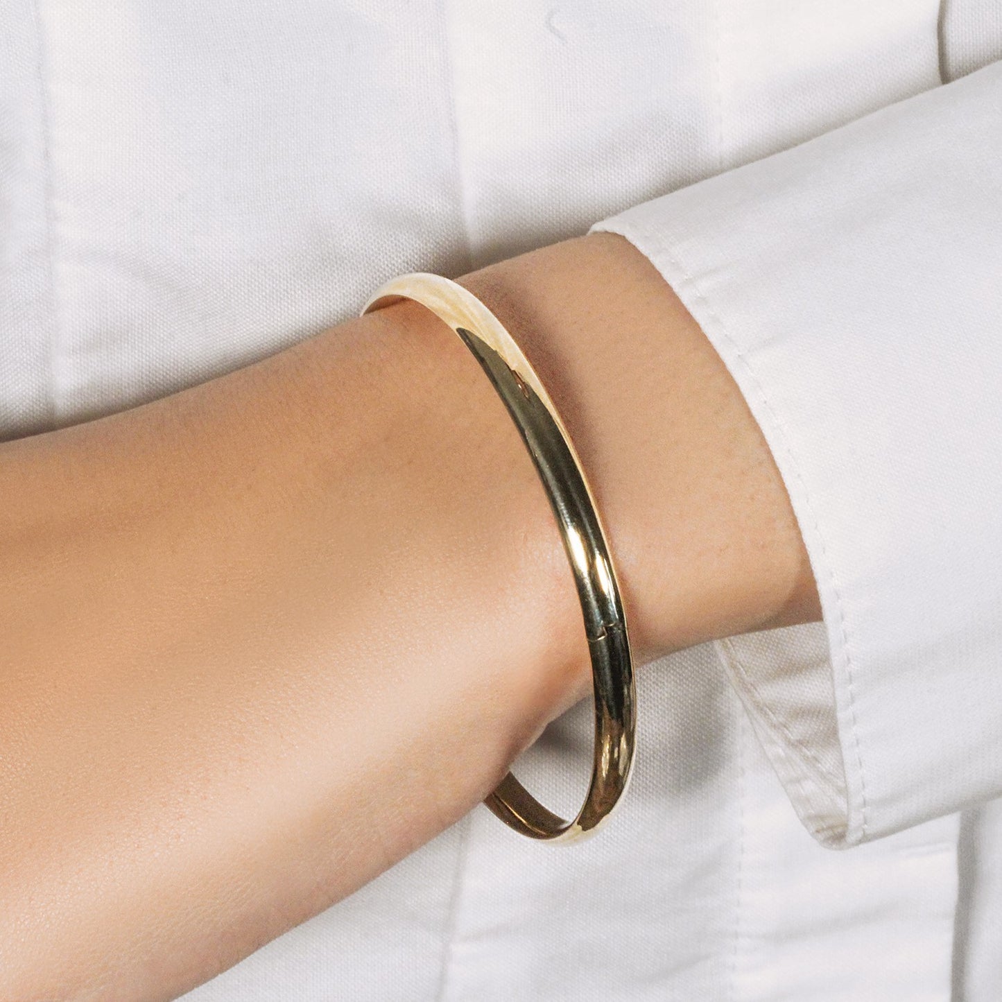 10k Yellow Gold Dome Style Shiny Bangle (3.30 mm)